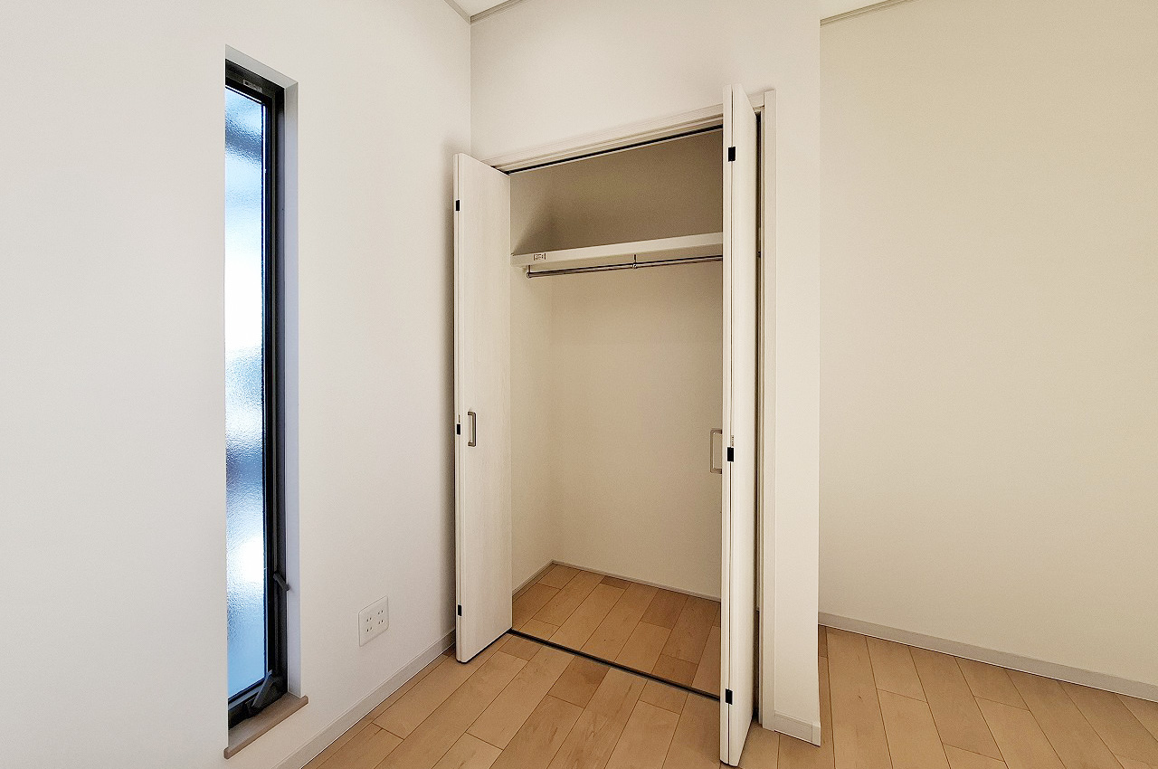 リビング内クローゼット