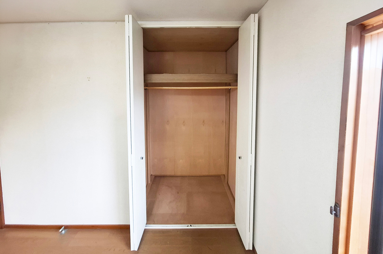 洋室1クローゼット