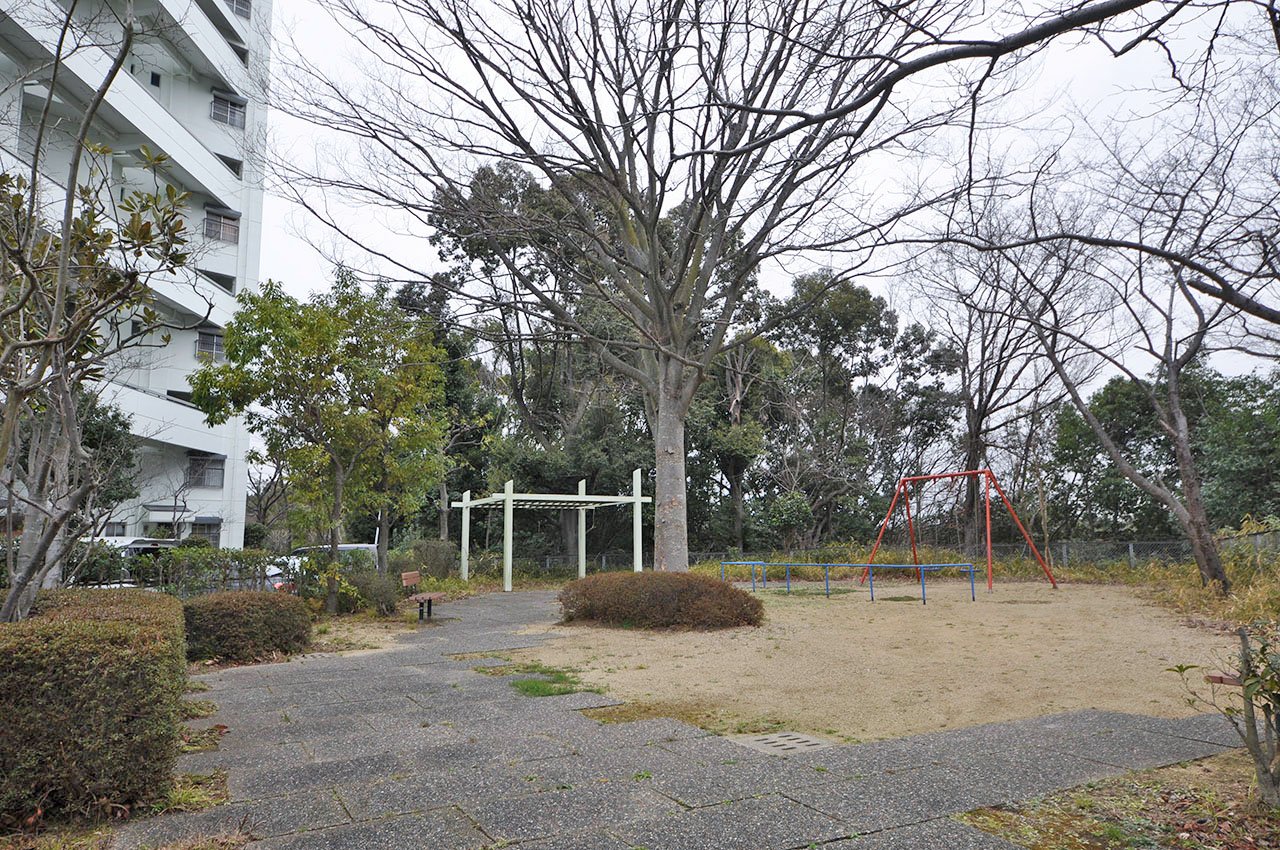 マンション内公園