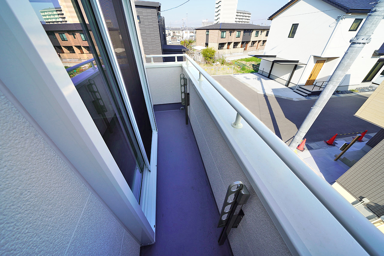 バルコニー（洋室1側）