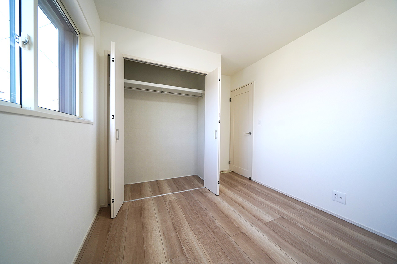 洋室2クロゼット