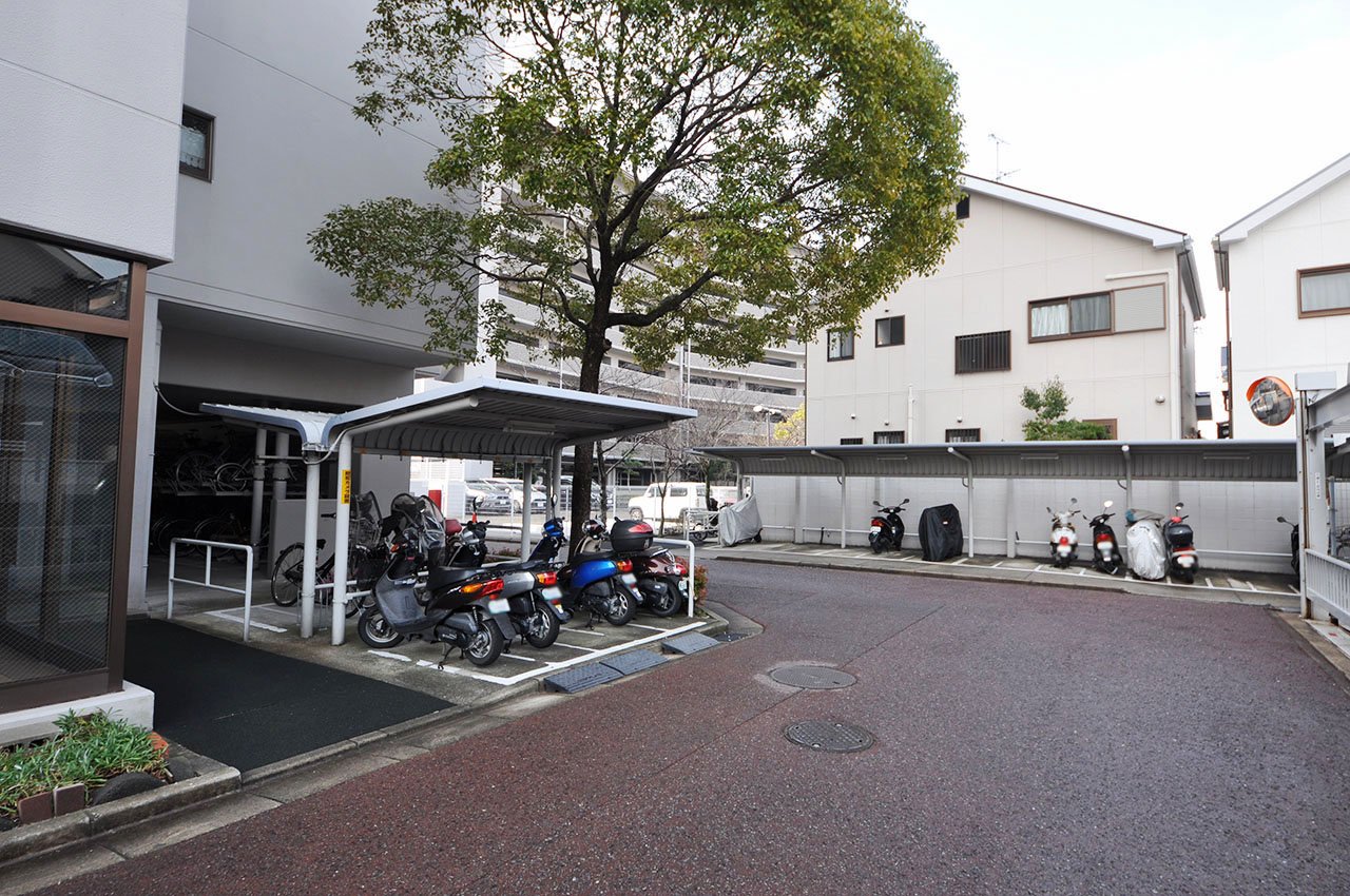 バイク置場