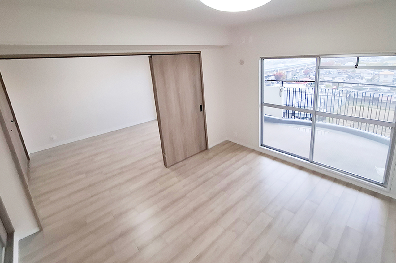 DK+洋室③:東向きバルコニーに面しており午前中の日当り良好。