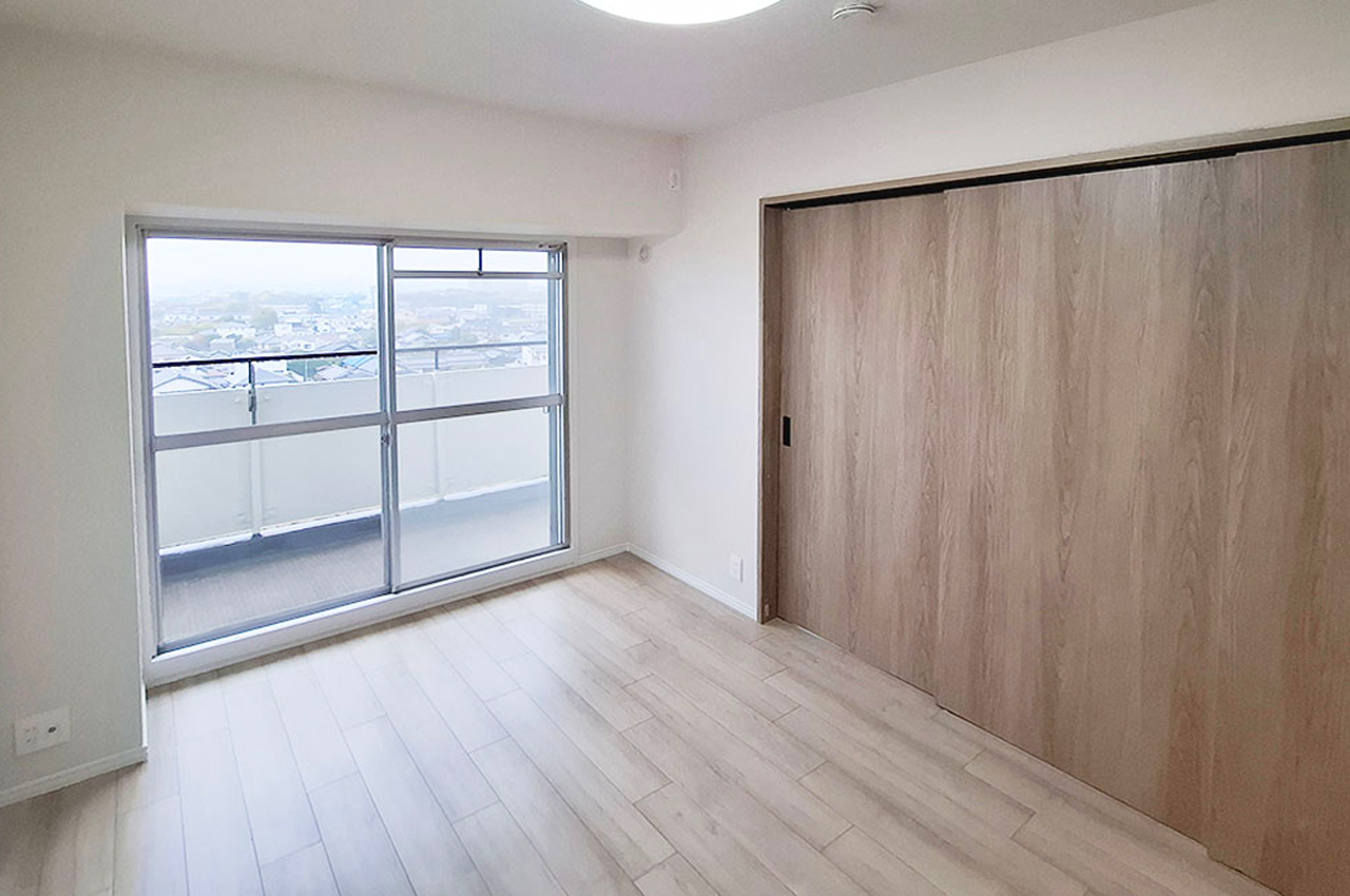 洋室③:元は和室だったお部屋を洋室へリノベーション。