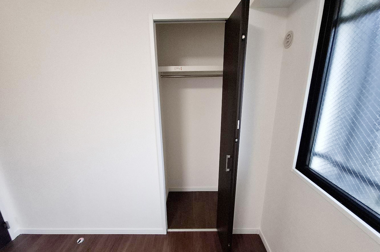 洋室①のクローゼット