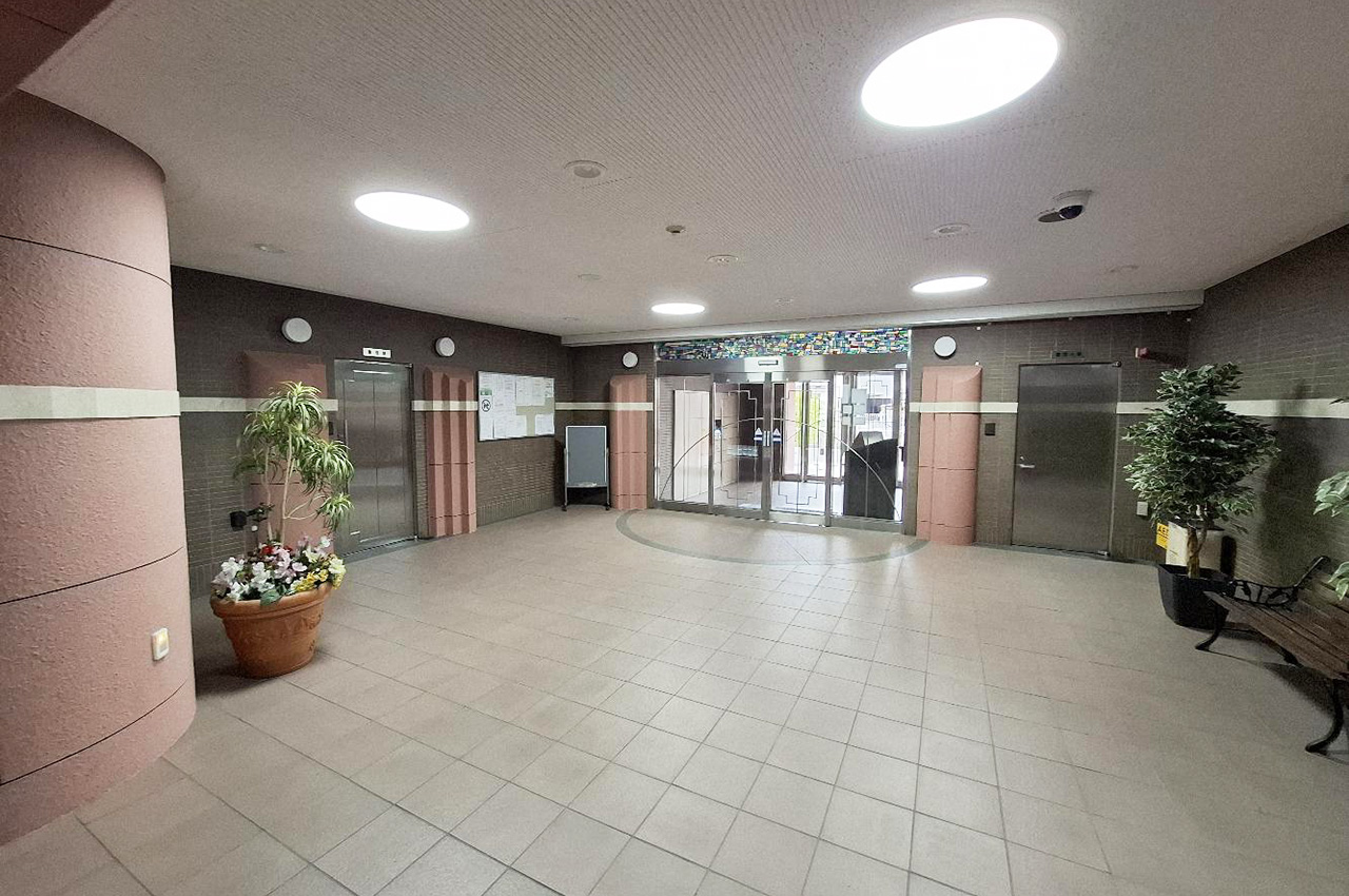 エントランスホール