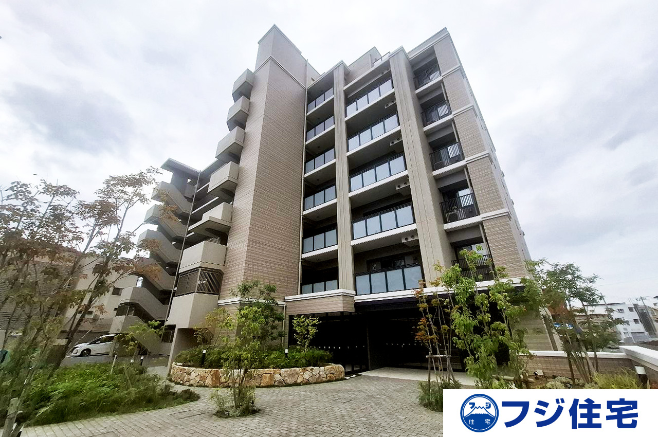 グランクラッセ上野芝向ヶ丘 外観