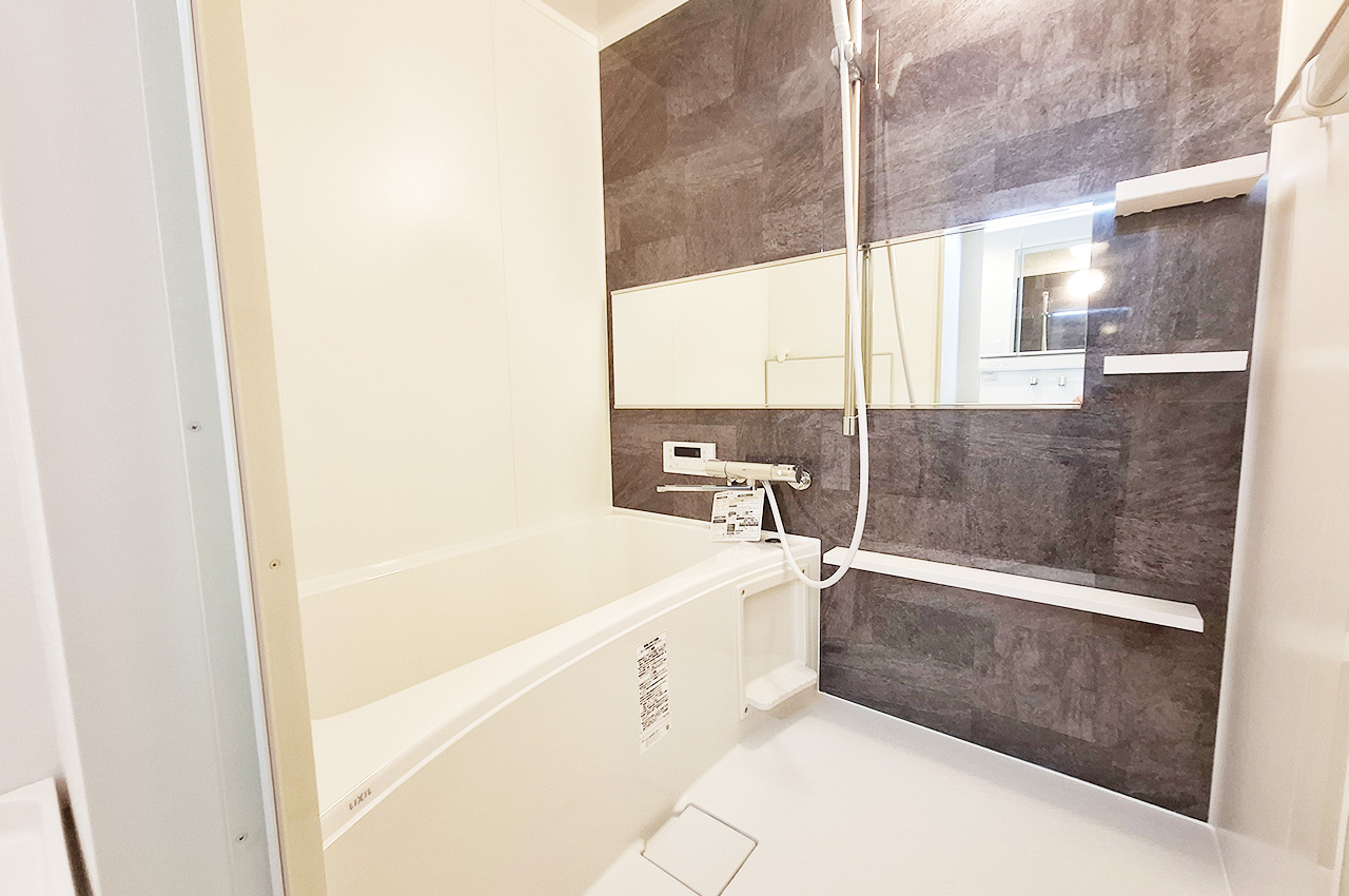バスルーム:システムバスを新調済み。