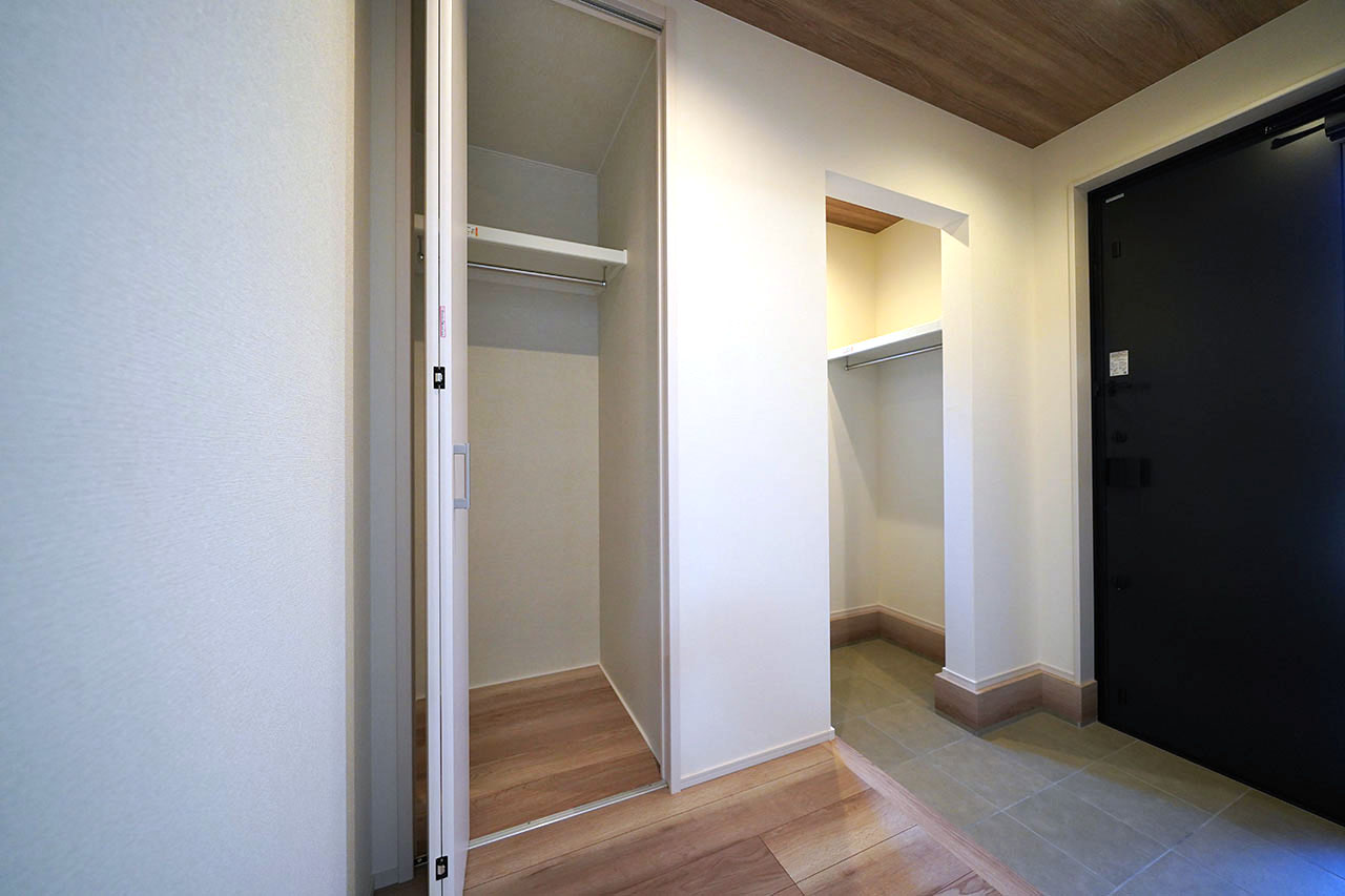 ホール内システム収納