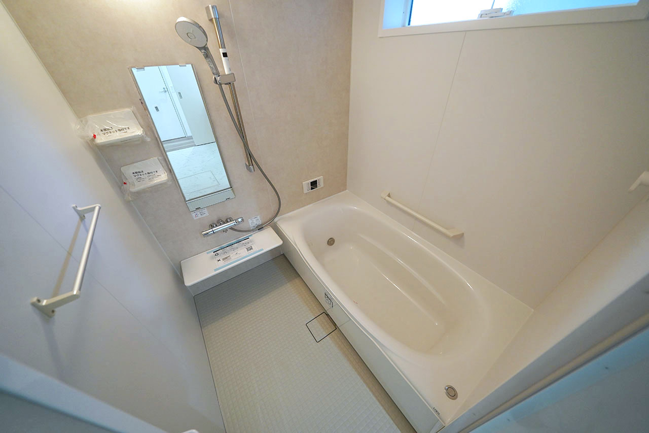 バスルーム（浴室乾燥機付き）