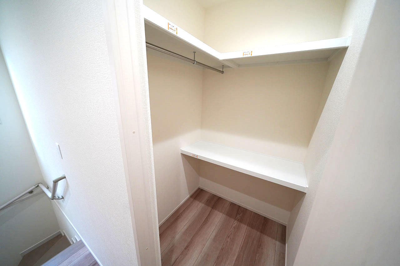 2階ホール内ファミリークロゼット