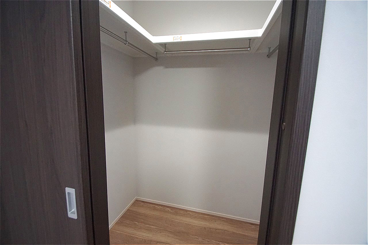 洋室（1）内のウォークインクロゼット