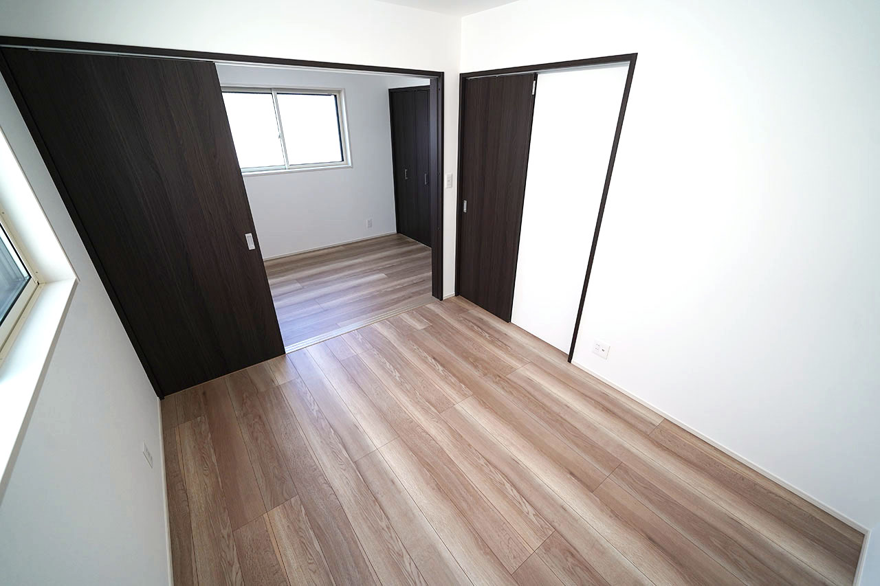 洋室続間（洋室2+洋室3）