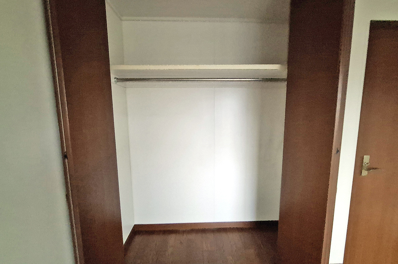 洋室1クローゼット