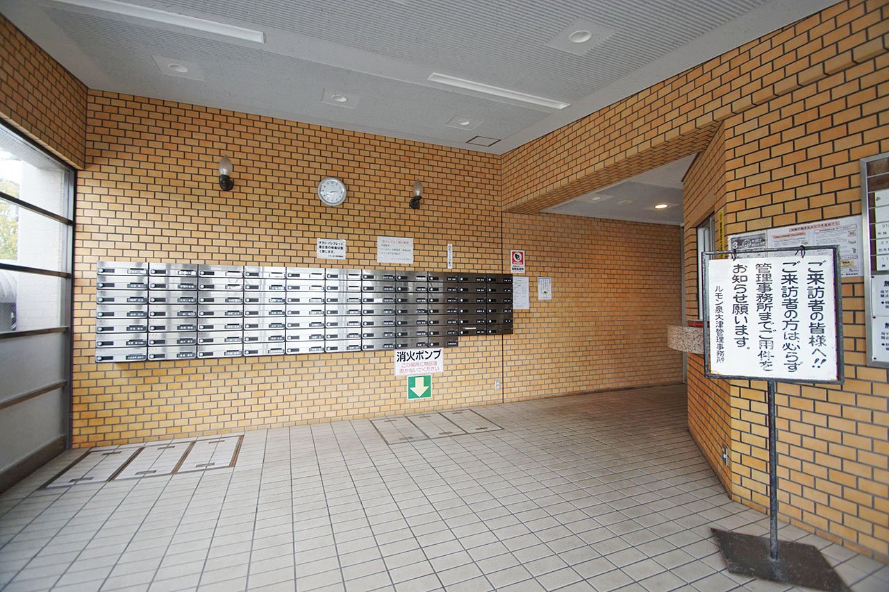 エントランスホール