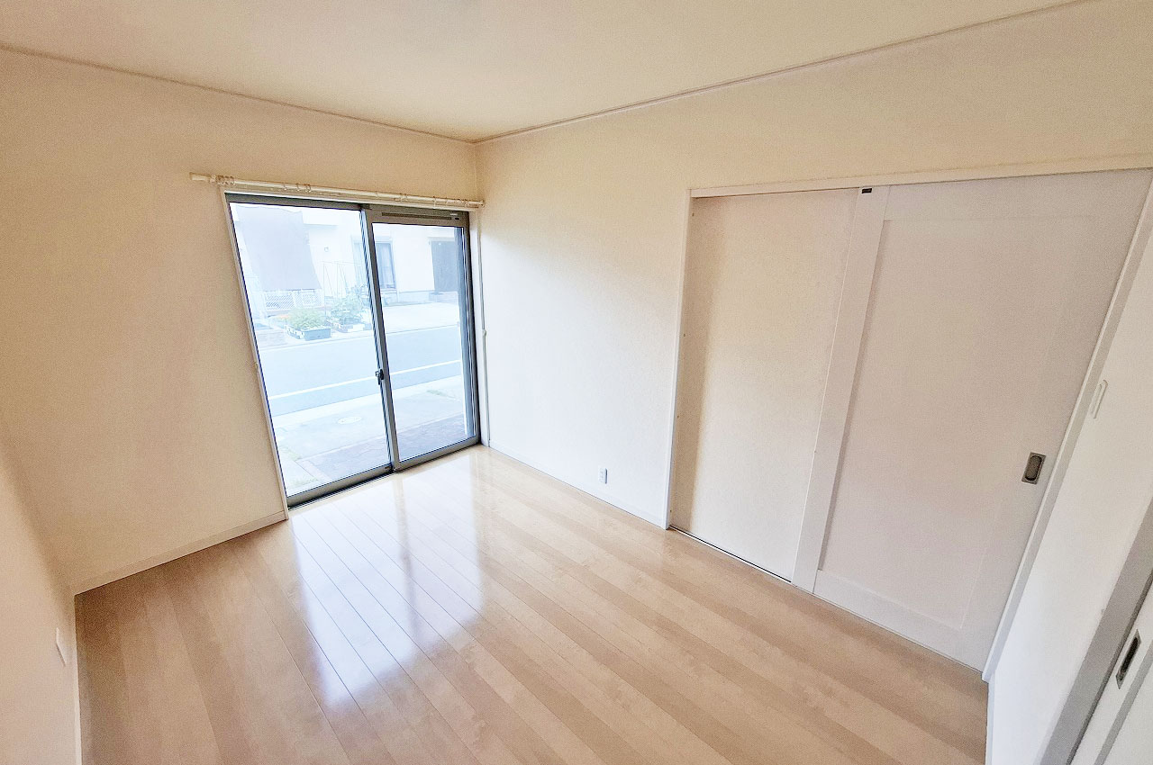 洋室①（約6帖）