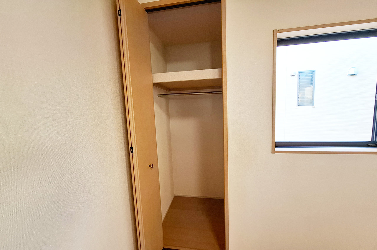 洋室2：クローゼット