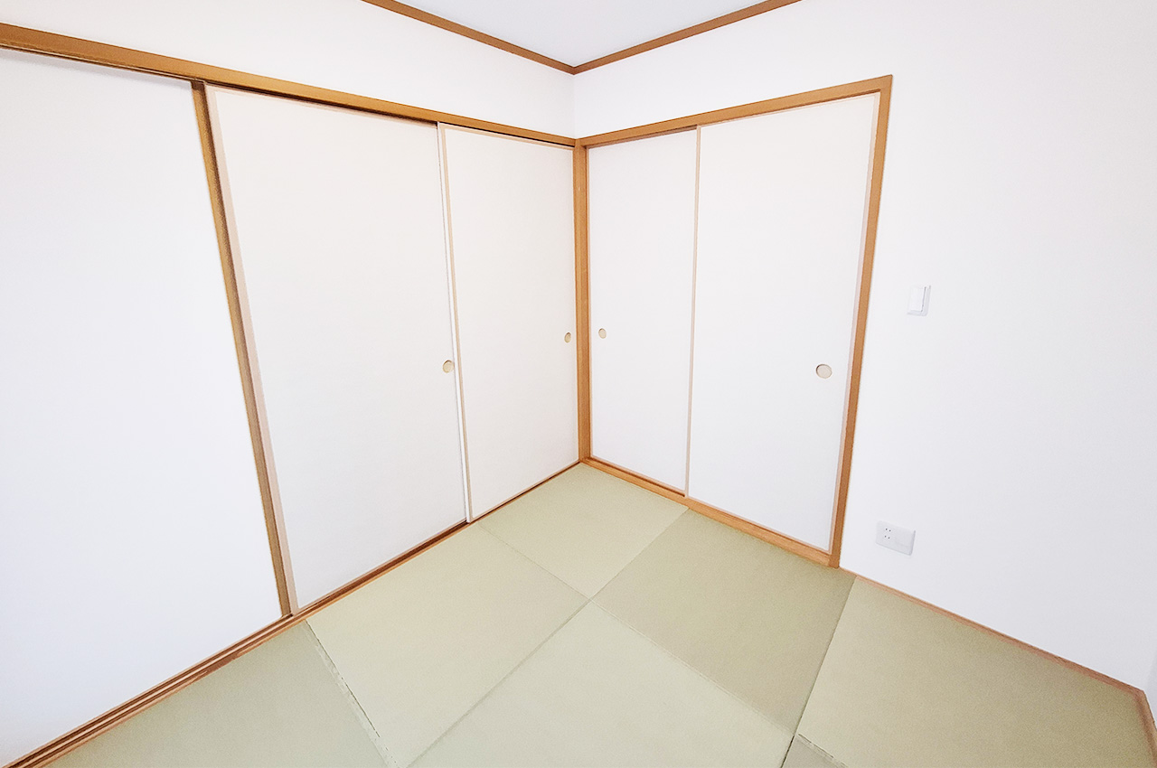 和室：半帖畳の表替えやクロス・襖・障子の貼替えなどリフォーム済み。