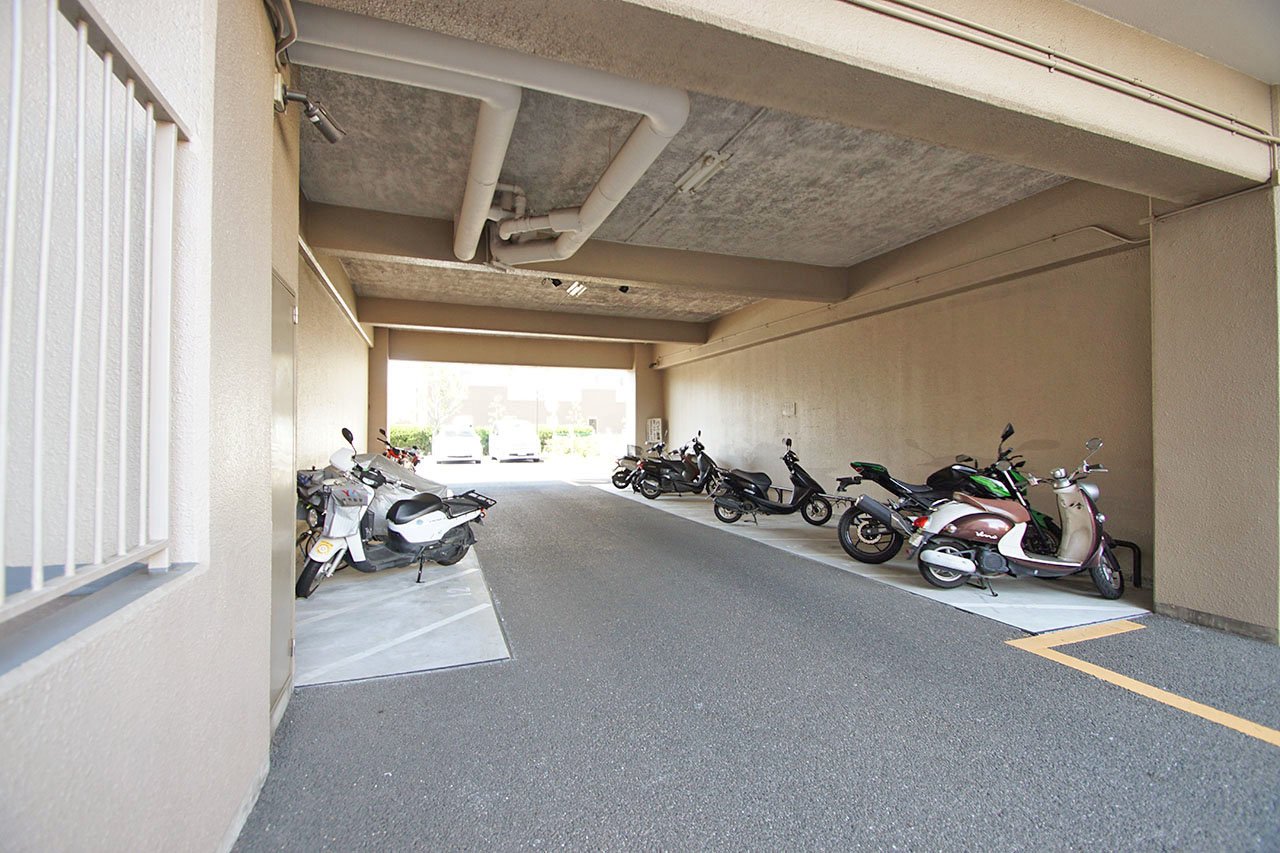 バイク置場