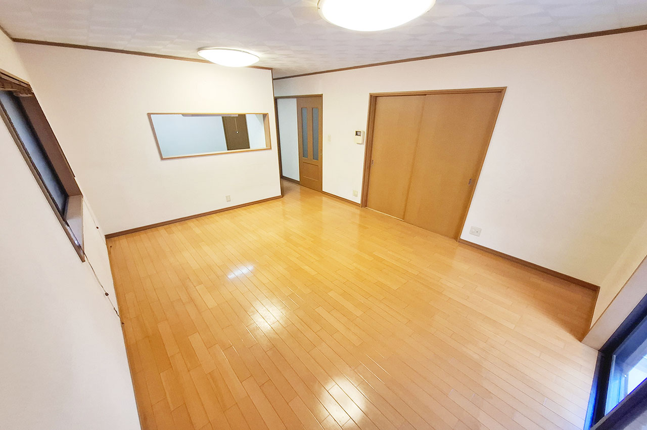 LDK（実際の室内写真）