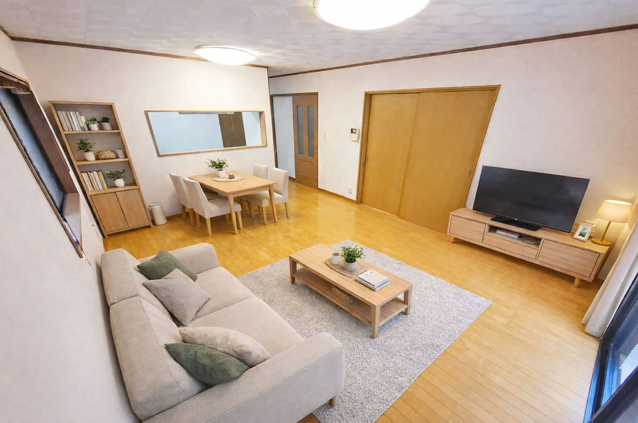 バーチャルステージング（実際には家具はついていません）