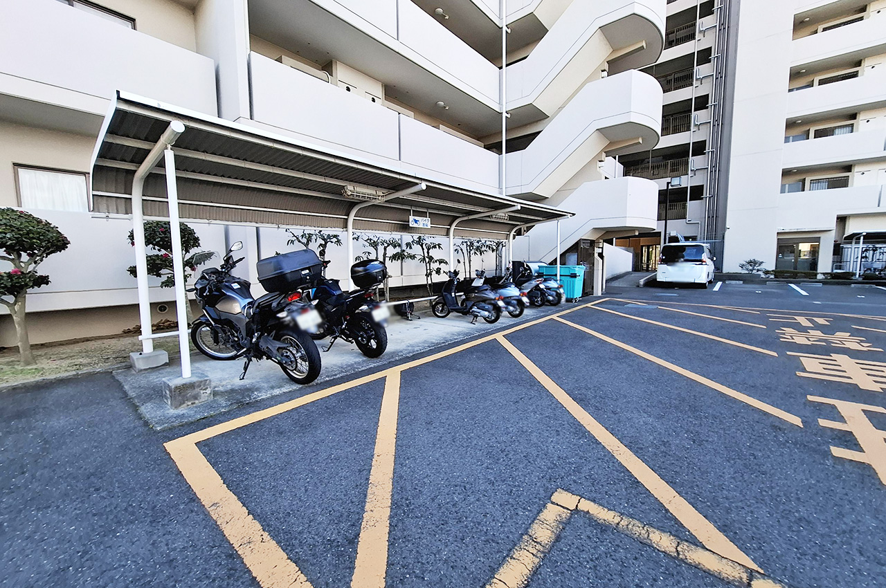 バイク置場