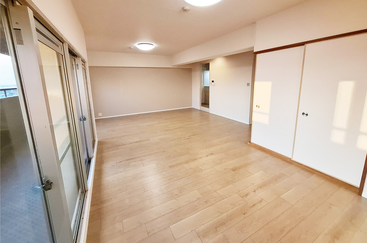 LDK：クロスやフローリングを貼替えるなどリフォーム済み。