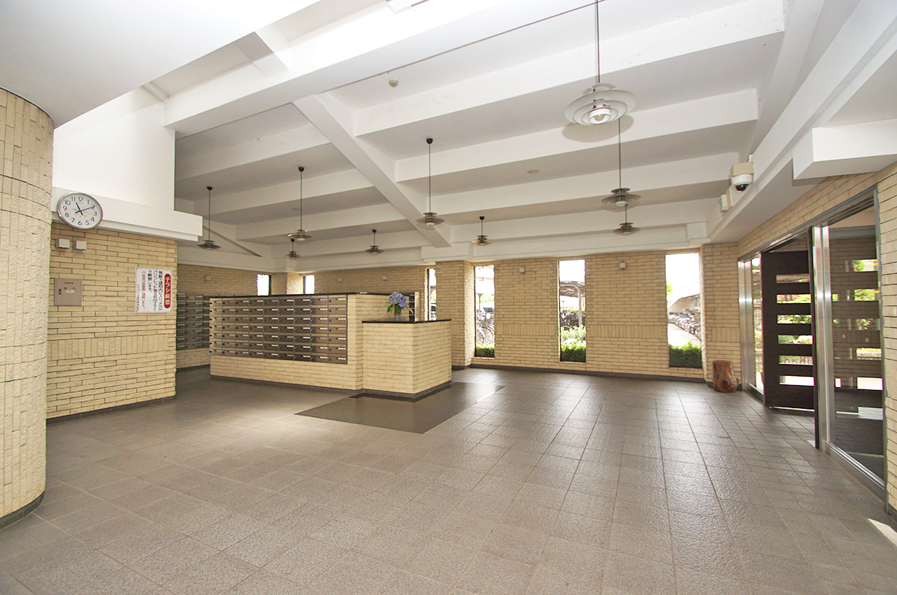 エントランスホール