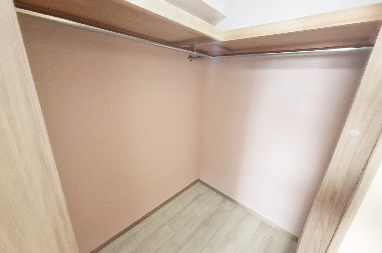 洋室2ウォークインクローゼット