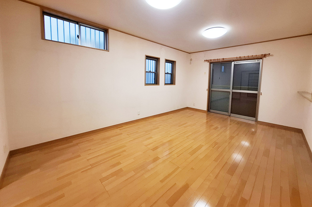 detached 深井中町