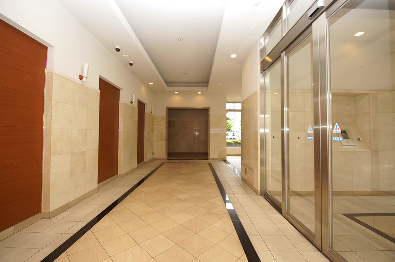 エントランスホール