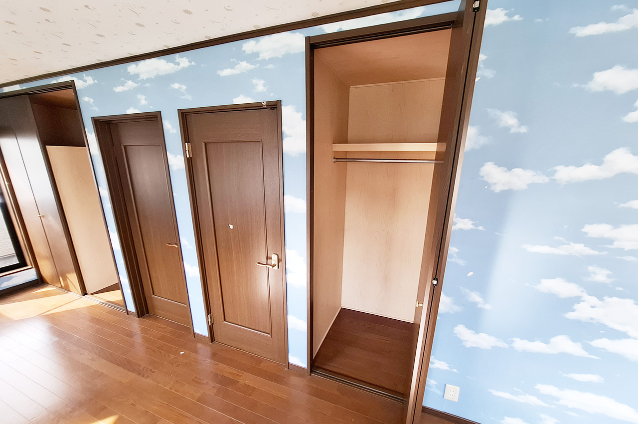 洋室1クローゼット