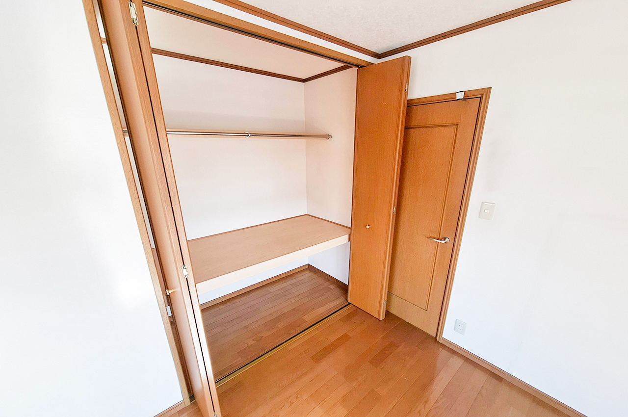 洋室4クローゼット