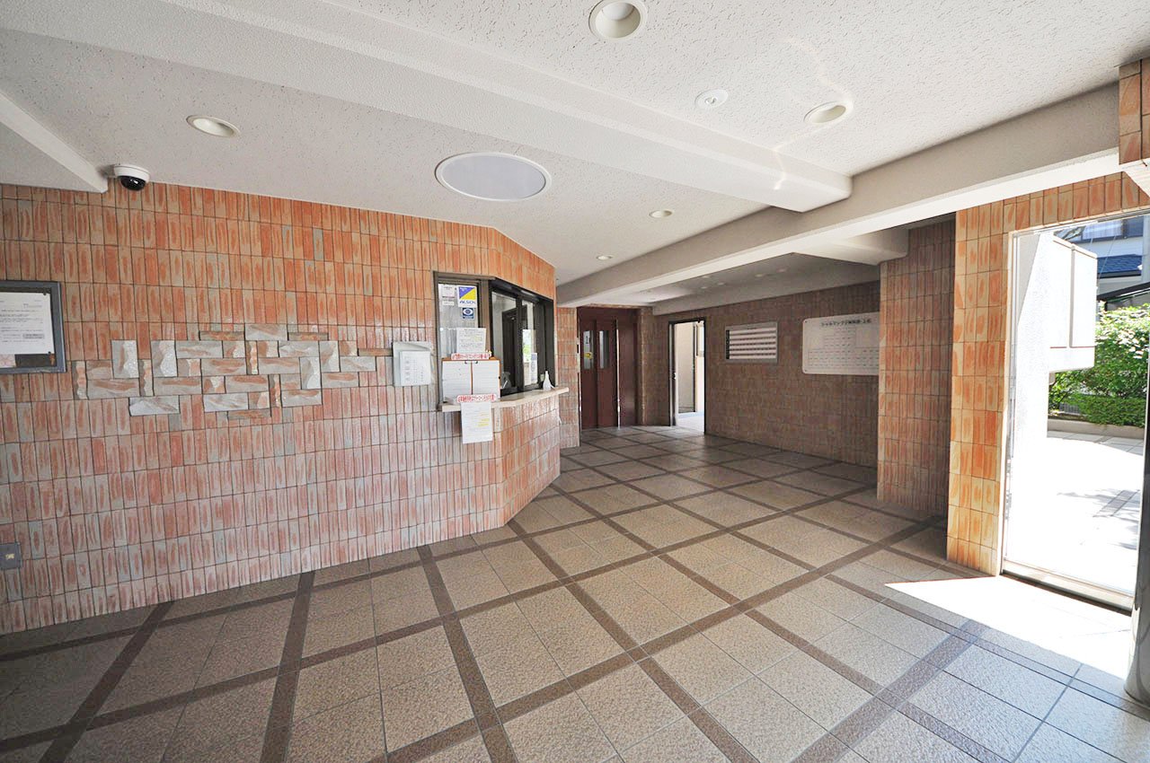 エントランスホール