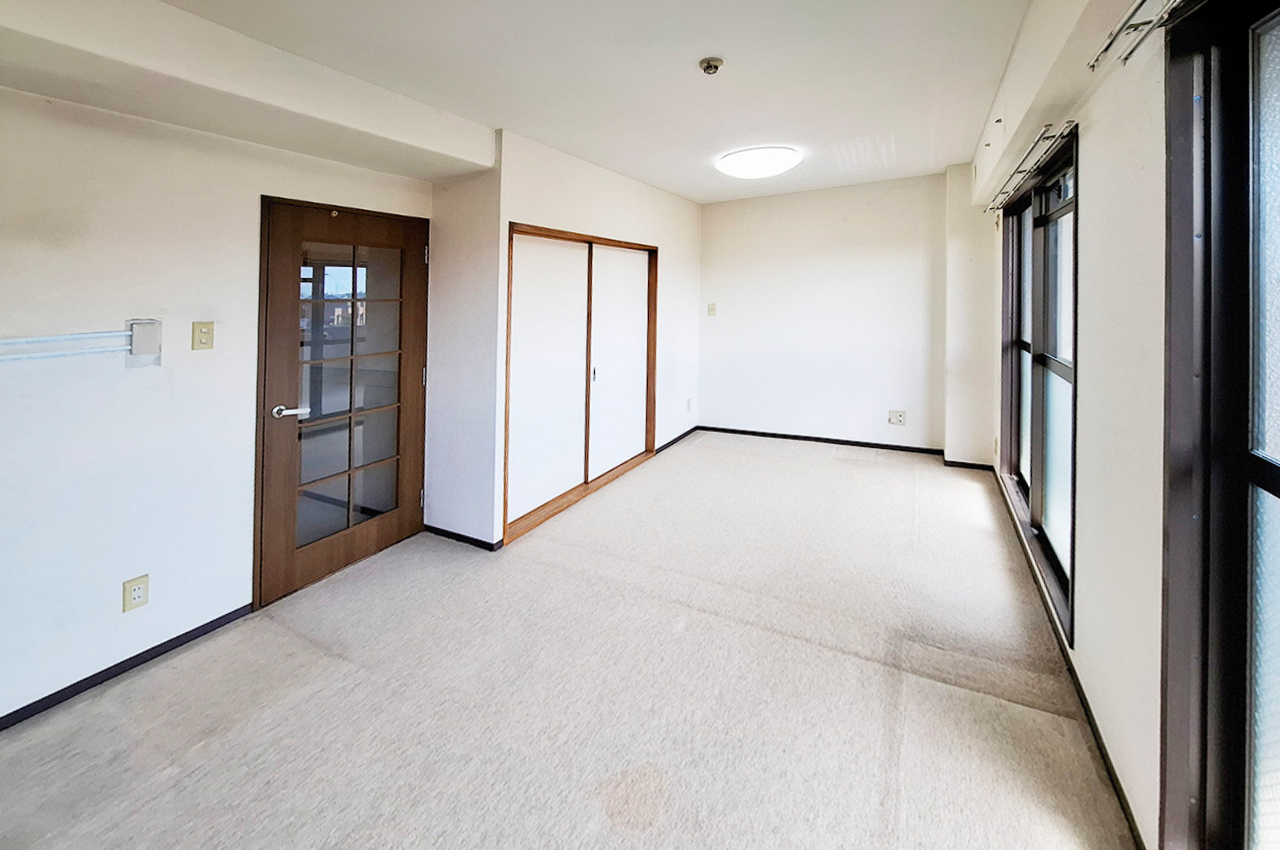 リビングダイニング