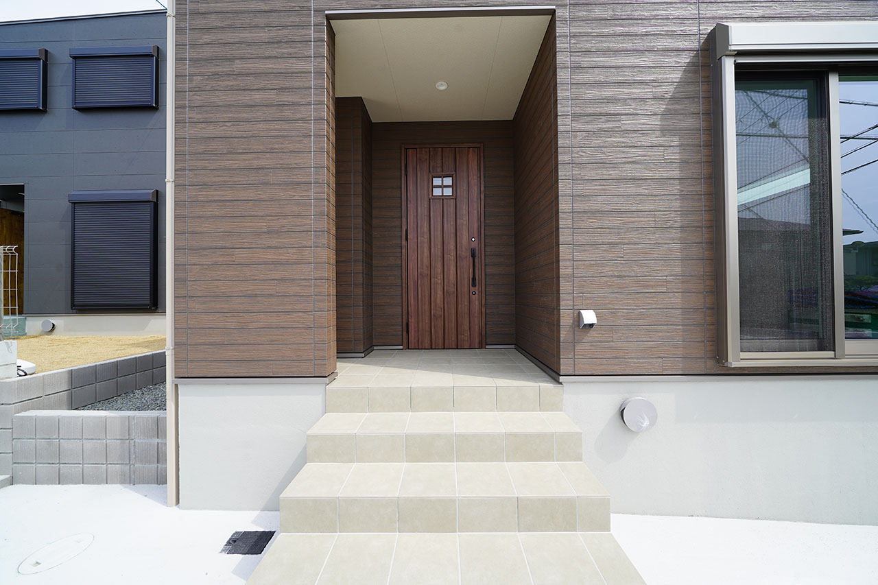 玄関アプローチ
