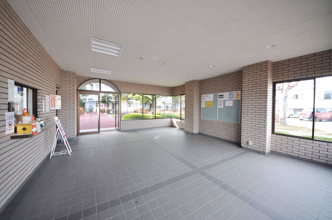 エントランスホール