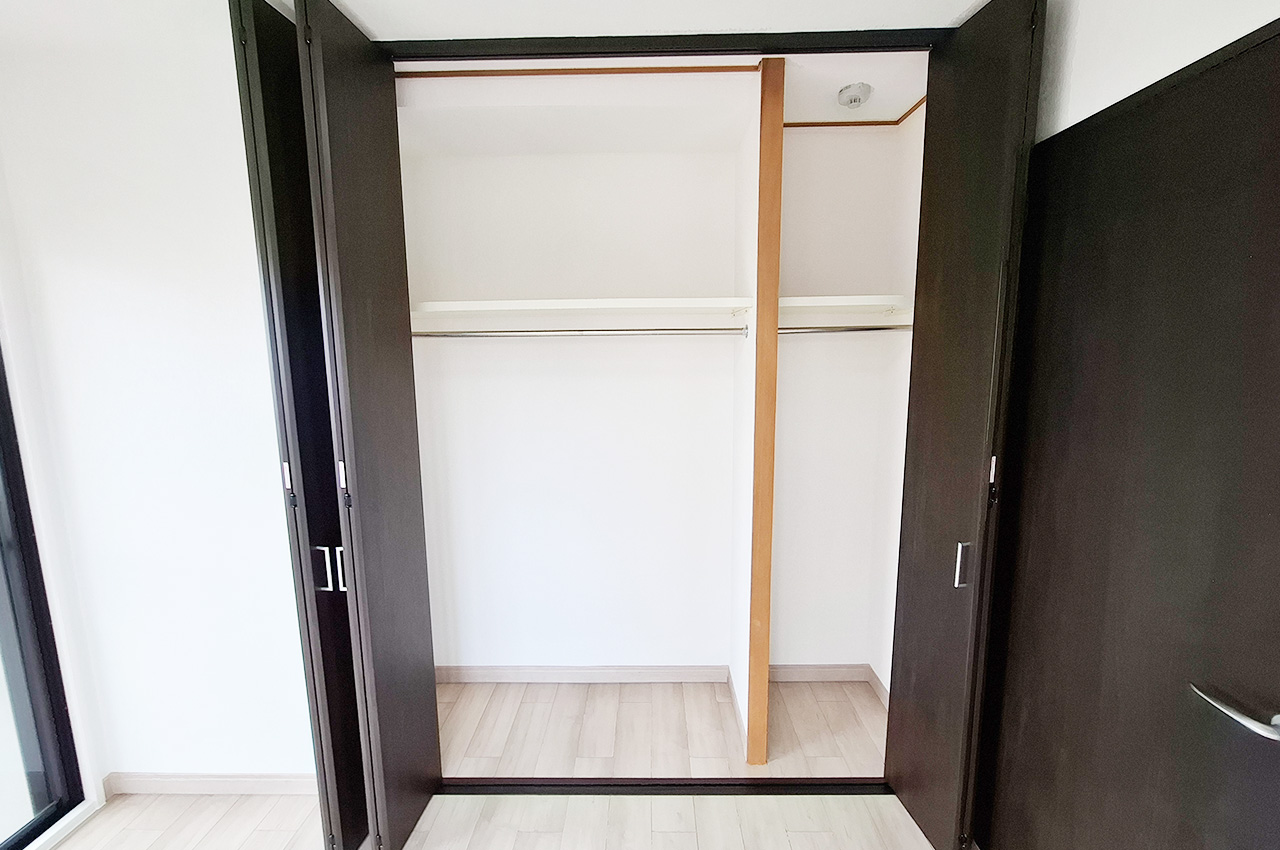 洋室3クローゼット