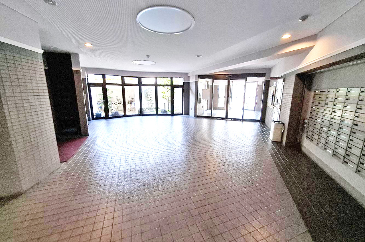 エントランスホール