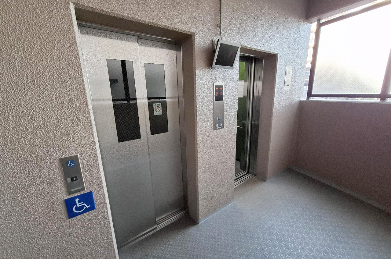 エレベーター