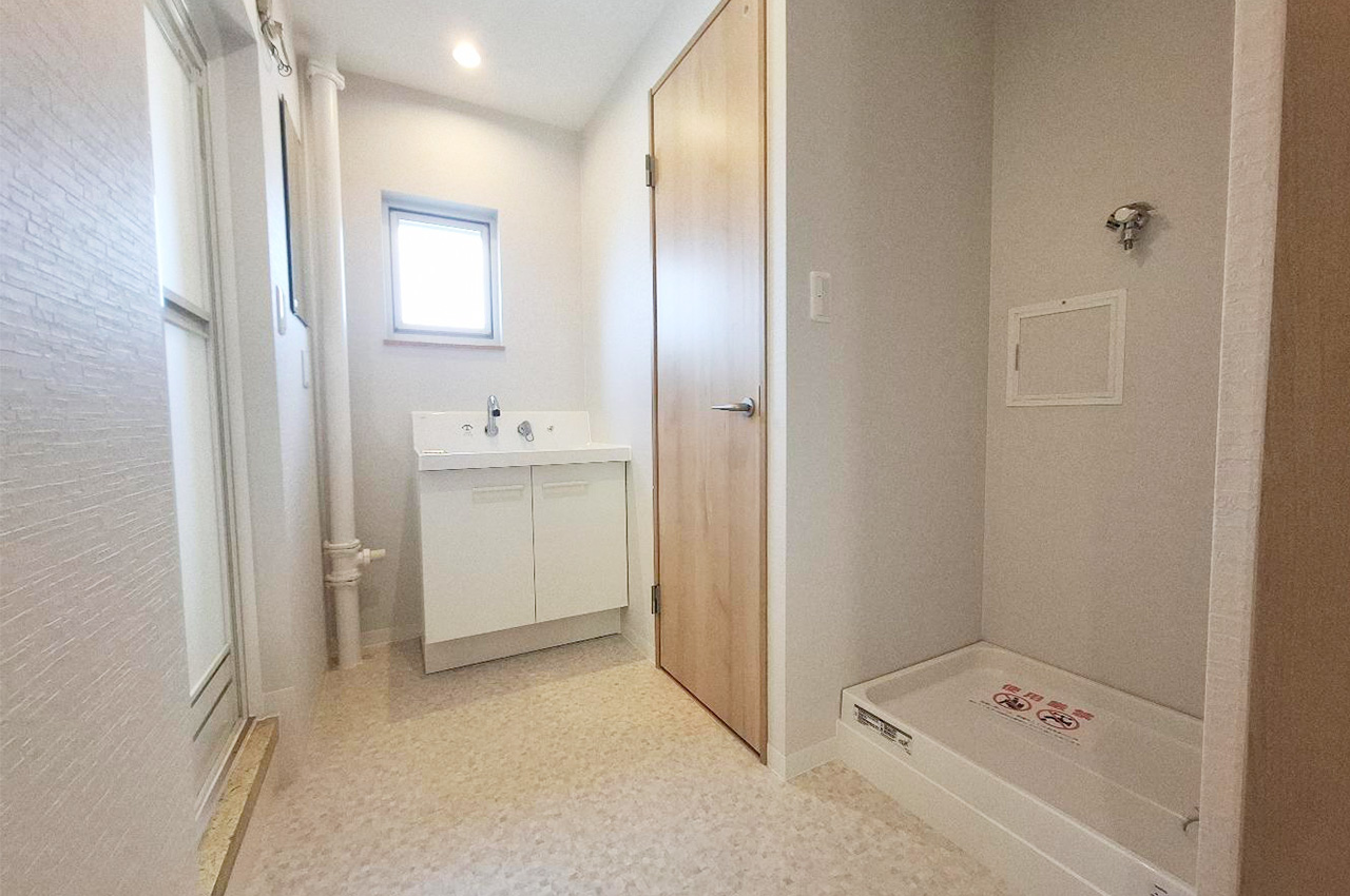 洗面：洗面化粧台新調