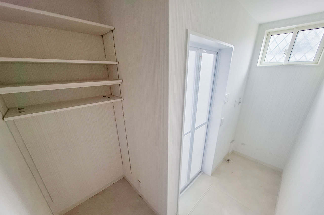 洗面室：脱衣室