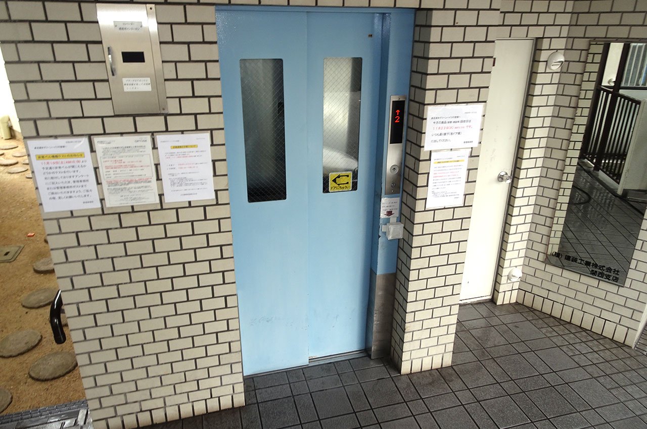 エレベーター