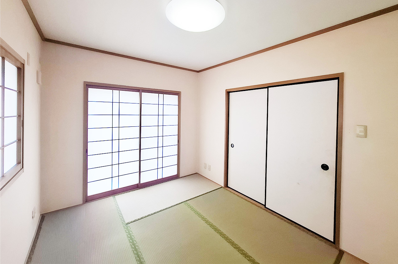 和室:1階にある約6帖の和室は客間としても活用できるお部屋です。