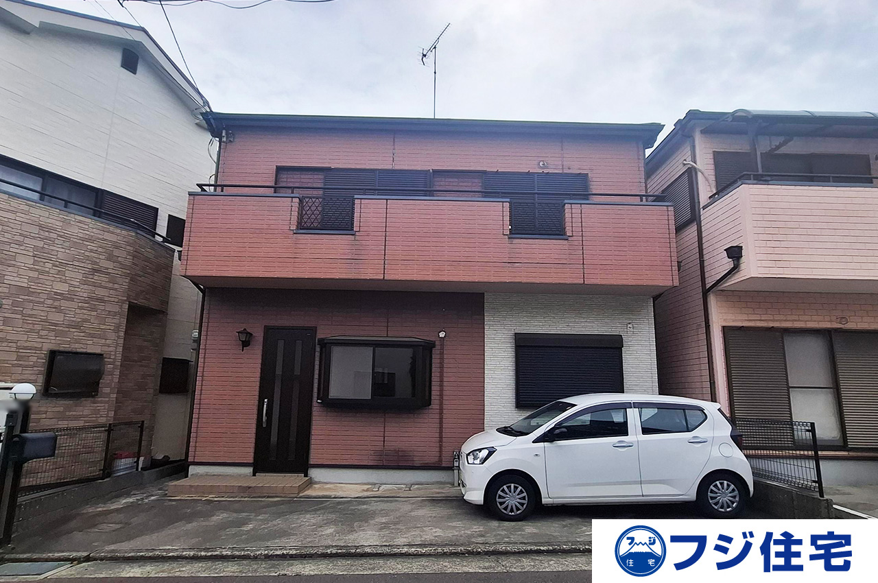 外観（外壁塗装前：建物前面のみ）