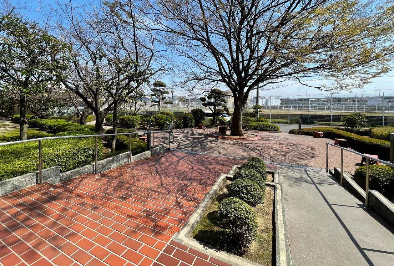 apartment 綾園４丁目