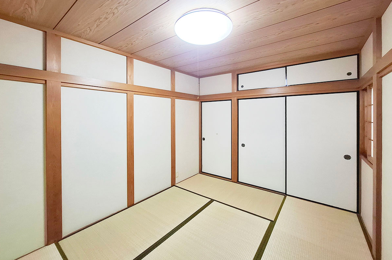 和室②(照明器具撤去予定)
