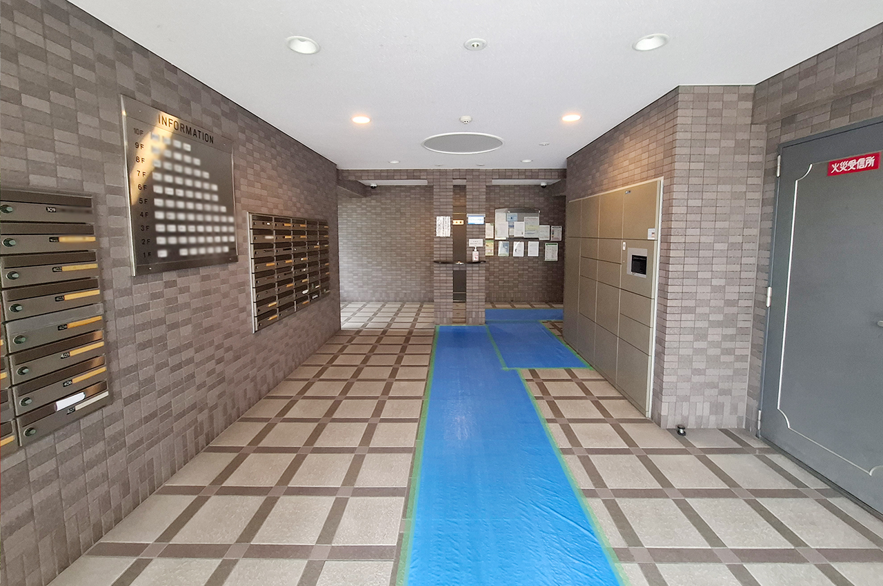 エントランスホール
