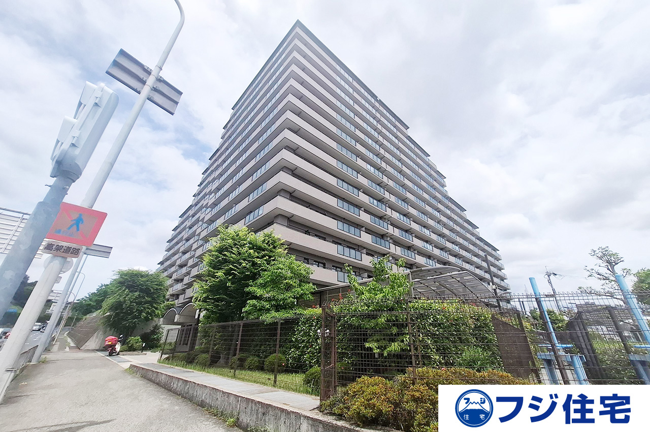 イトーピア金剛東グランヒルズ 外観