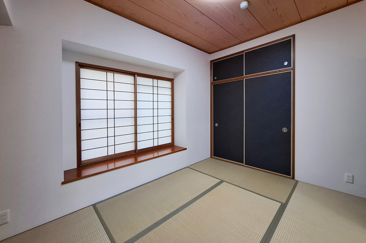 和室:押入付きで、布団や季節物などを収納しやすいお部屋です。